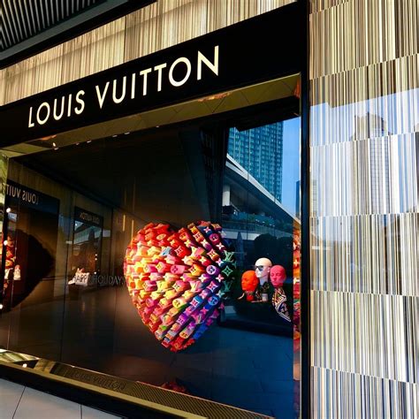 buy louis vuitton in nebraska|louis vuitton store locator.